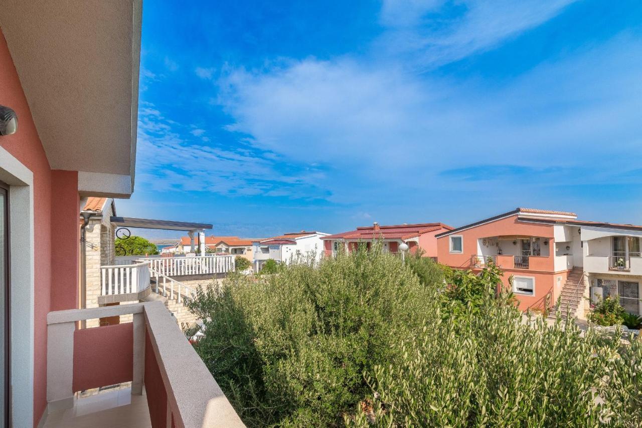 Apartments Puskaric Vir Luaran gambar