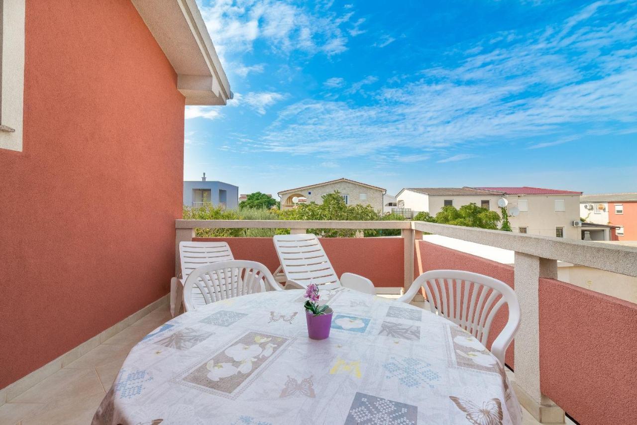 Apartments Puskaric Vir Luaran gambar